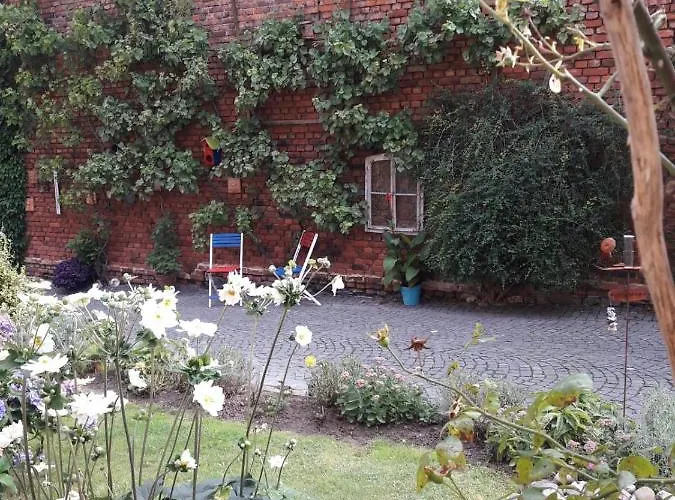 Am Brunnen Merkendorf * Zeulenroda-Triebes